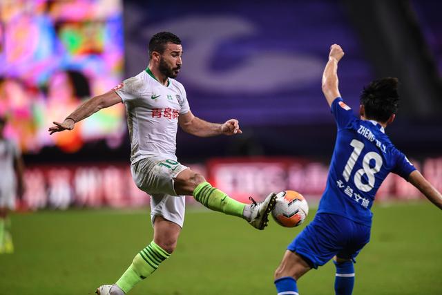 中国足球少年遇上英超小将