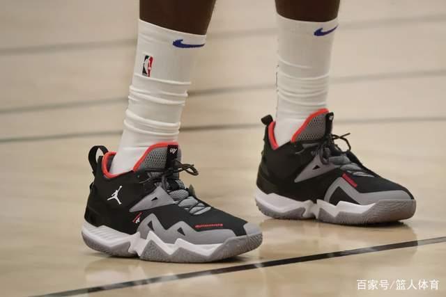 英超夺冠赔率：阿森纳曼城缠斗 1队悄悄上位